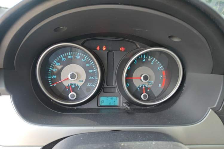 Used Buick Excelle 2013 1.5L Automatic Classic Model Instrument Cluster