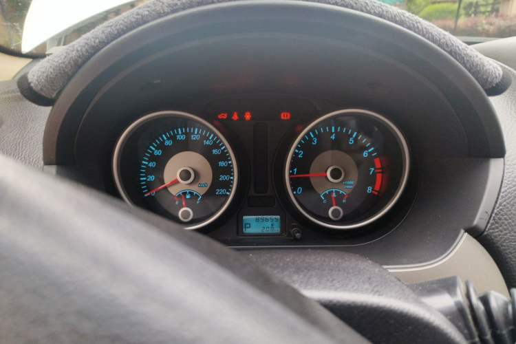 Used Buick Excelle 2013 1.5L Automatic Classic Model Instrument Cluster