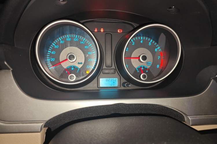 Used Buick Excelle 2013 1.5L Manual Classic Model Instrument Cluster
