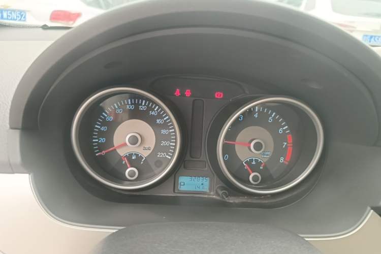 Used Buick Excelle 2013 1.5L Automatic Classic Model Instrument Cluster
