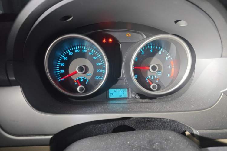 Used Buick Excelle 2013 1.5L Automatic Classic Model Instrument Cluster
