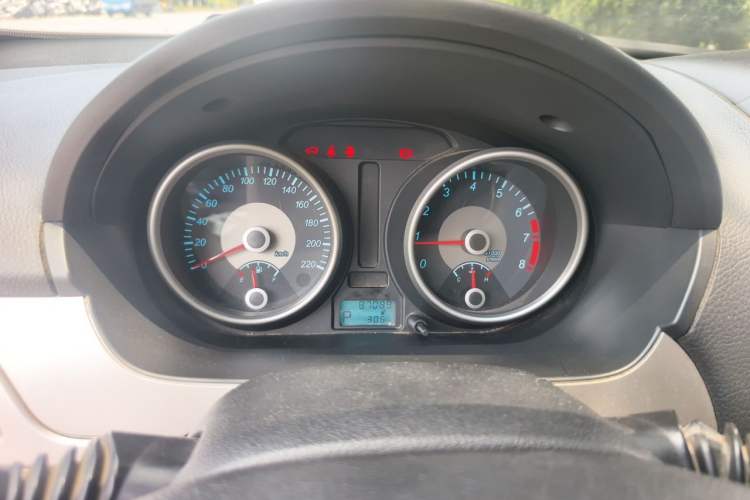 Used Buick Excelle 2013 1.5L Automatic Classic Model Instrument Cluster