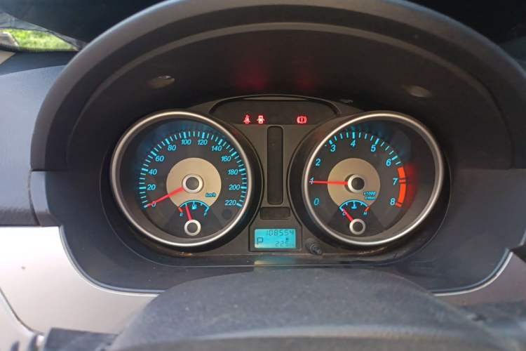 Used Buick Excelle 2013 1.5L Automatic Classic Model Instrument Cluster