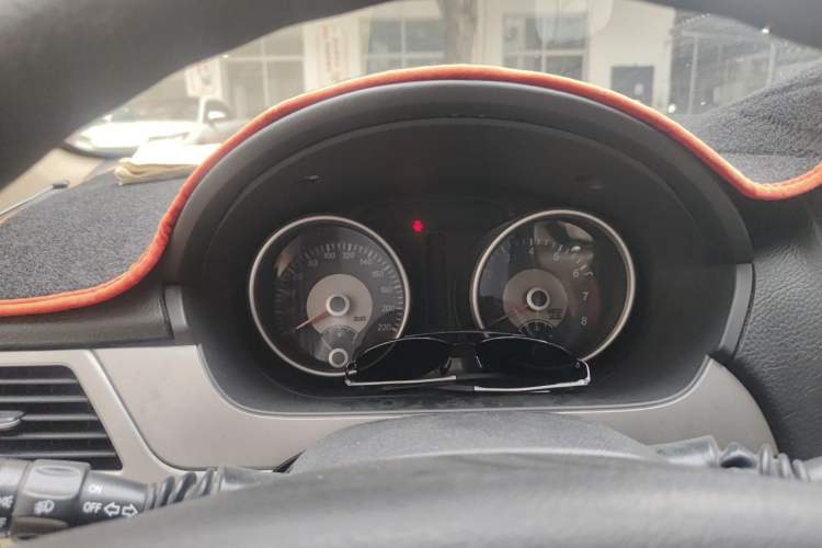 Used Buick Excelle 2013 1.5L Manual Classic Model Instrument Cluster