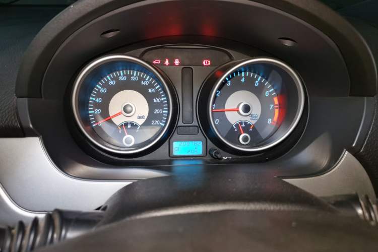 Used Buick Excelle 2013 1.5L Automatic Classic Model Instrument Cluster