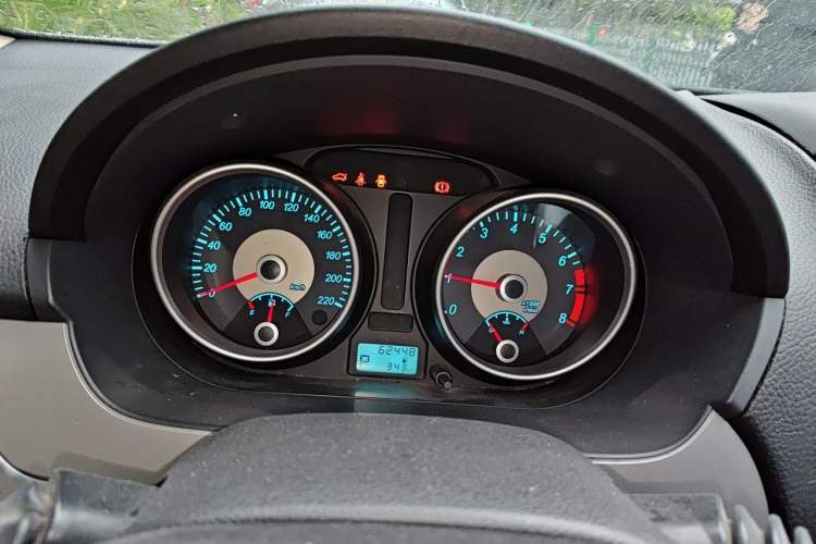 Used Buick Excelle 2013 1.5L Automatic Classic Model Instrument Cluster