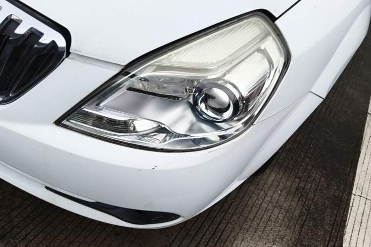 Used Buick Excelle 2013 1.5L Automatic Classic Model Left Front Headlight