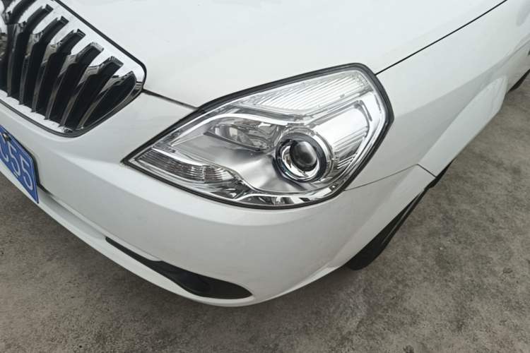 Used Buick Excelle 2013 1.5L Automatic Classic Model Left Front Headlight