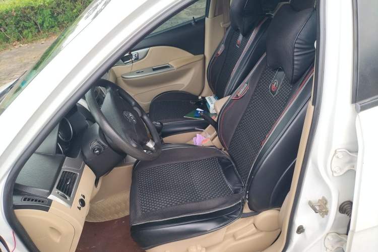 Used Buick Excelle 2013 1.5L Manual Classic Model Left Front Seat