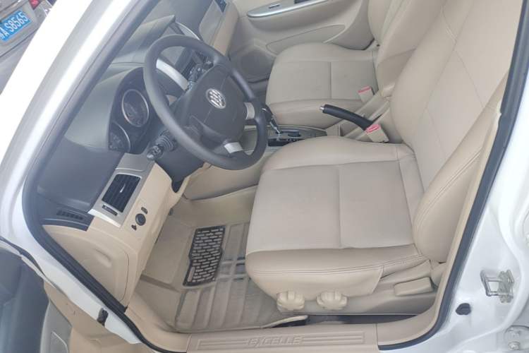 Used Buick Excelle 2013 1.5L Automatic Classic Model Left Front Seat