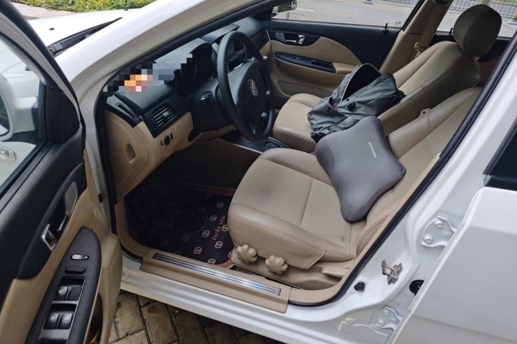 Used Buick Excelle 2013 1.5L Automatic Classic Model Left Front Seat