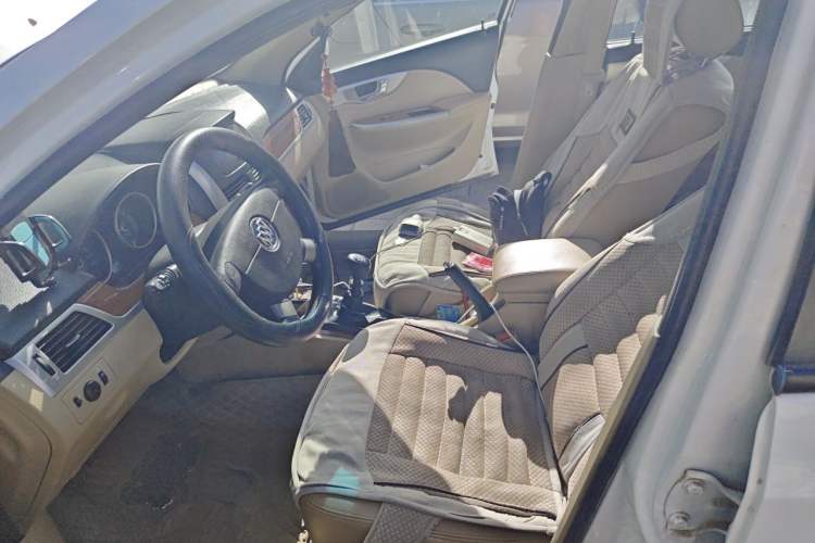 Used Buick Excelle 2013 1.5L Manual Luxury Model Left Front Seat