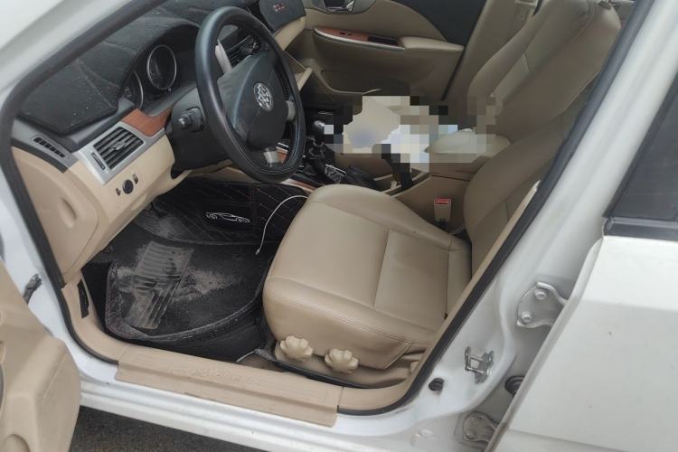 Used Buick Excelle 2013 1.5L Manual Luxury Model Left Front Seat