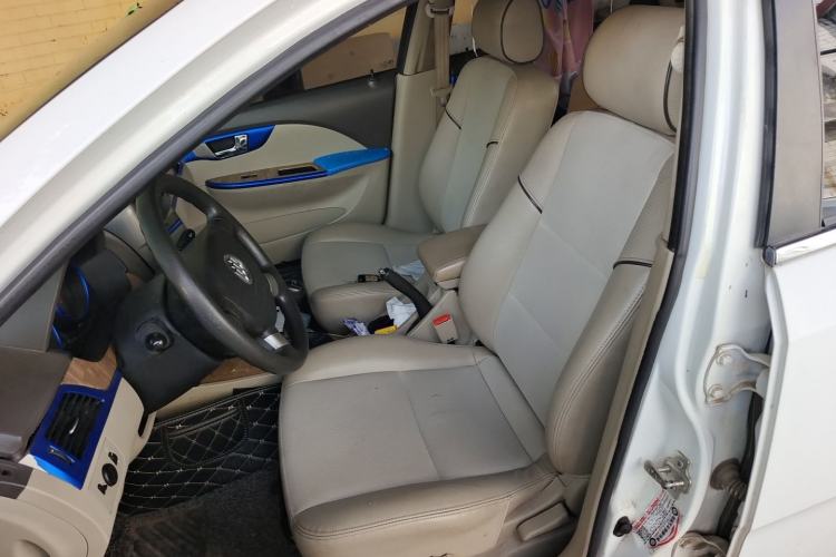 Used Buick Excelle 2013 1.5L Manual Classic Model Left Front Seat