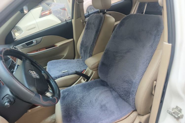 Used Buick Excelle 2013 1.5L Automatic Luxury Model Left Front Seat