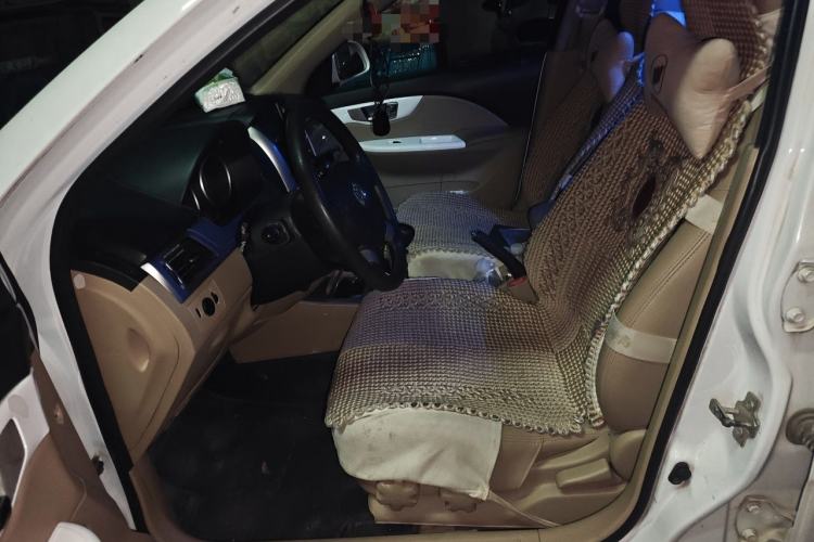 Used Buick Excelle 2013 1.5L Manual Classic Model Left Front Seat