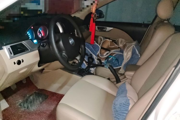 Used Buick Excelle 2013 1.5L Manual Classic Model Left Front Seat