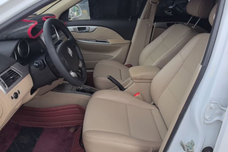 Used Buick Excelle 2013 1.5L Automatic Classic Model Left Front Seat