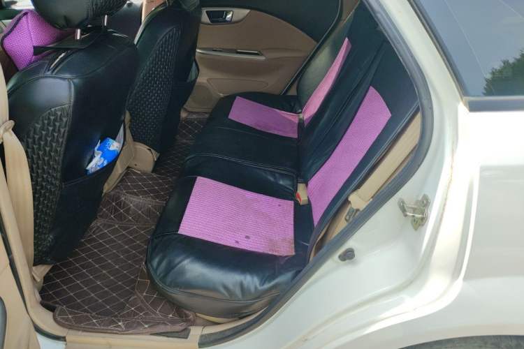 Used Buick Excelle 2013 1.5L Automatic Classic Model Left Rear Seat