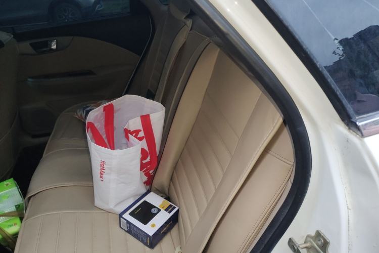 Used Buick Excelle 2013 1.5L Automatic Luxury Model Left Rear Seat