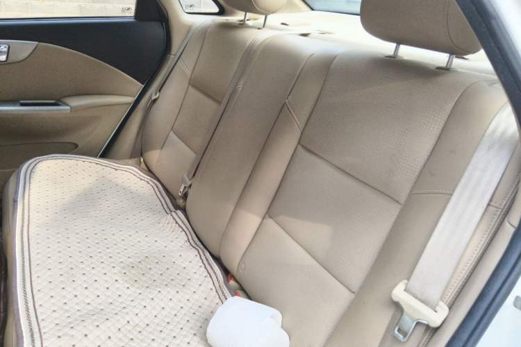 Used Buick Excelle 2013 1.5L Automatic Classic Model Left Rear Seat