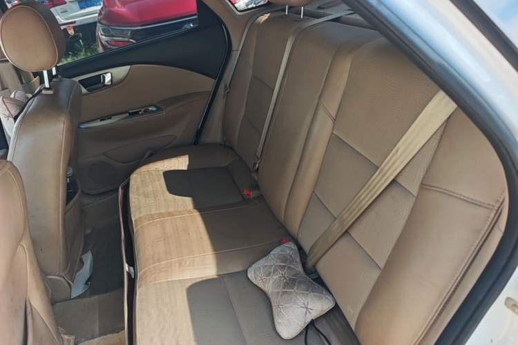 Used Buick Excelle 2013 1.5L Automatic Classic Model Left Rear Seat
