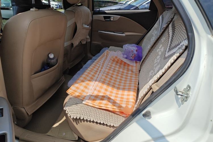 Used Buick Excelle 2013 1.5L Manual Classic Model Left Rear Seat