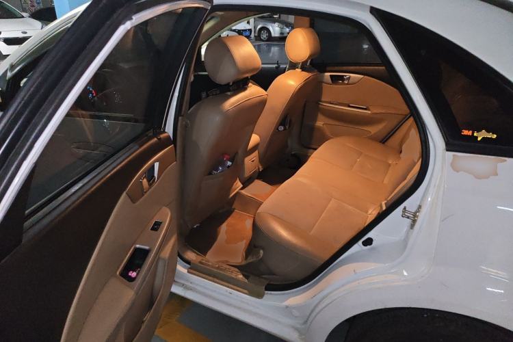 Used Buick Excelle 2013 1.5L Manual Classic Model Left Rear Seat