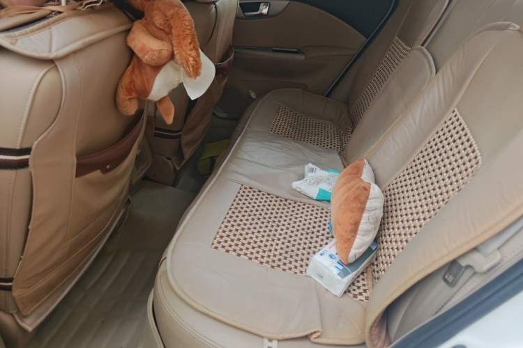 Used Buick Excelle 2013 1.5L Automatic Classic Model Left Rear Seat