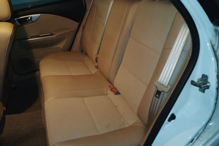 Used Buick Excelle 2013 1.5L Automatic Classic Model Left Rear Seat