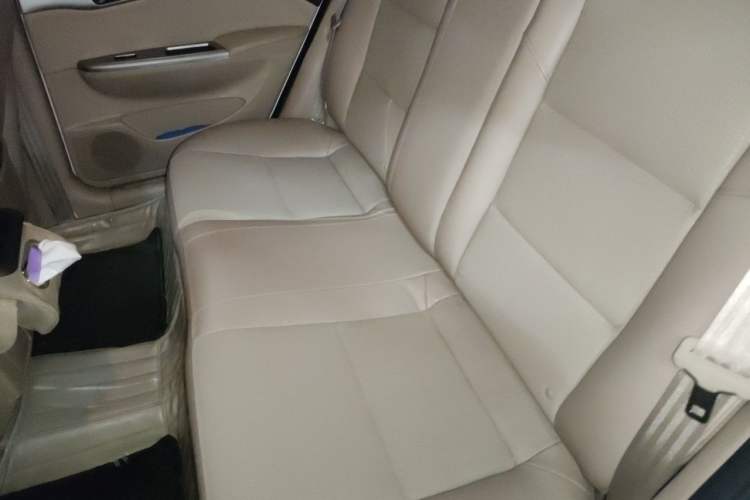 Used Buick Excelle 2013 1.5L Manual Classic Model Left Rear Seat