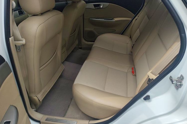 Used Buick Excelle 2013 1.5L Automatic Classic Model Left Rear Seat