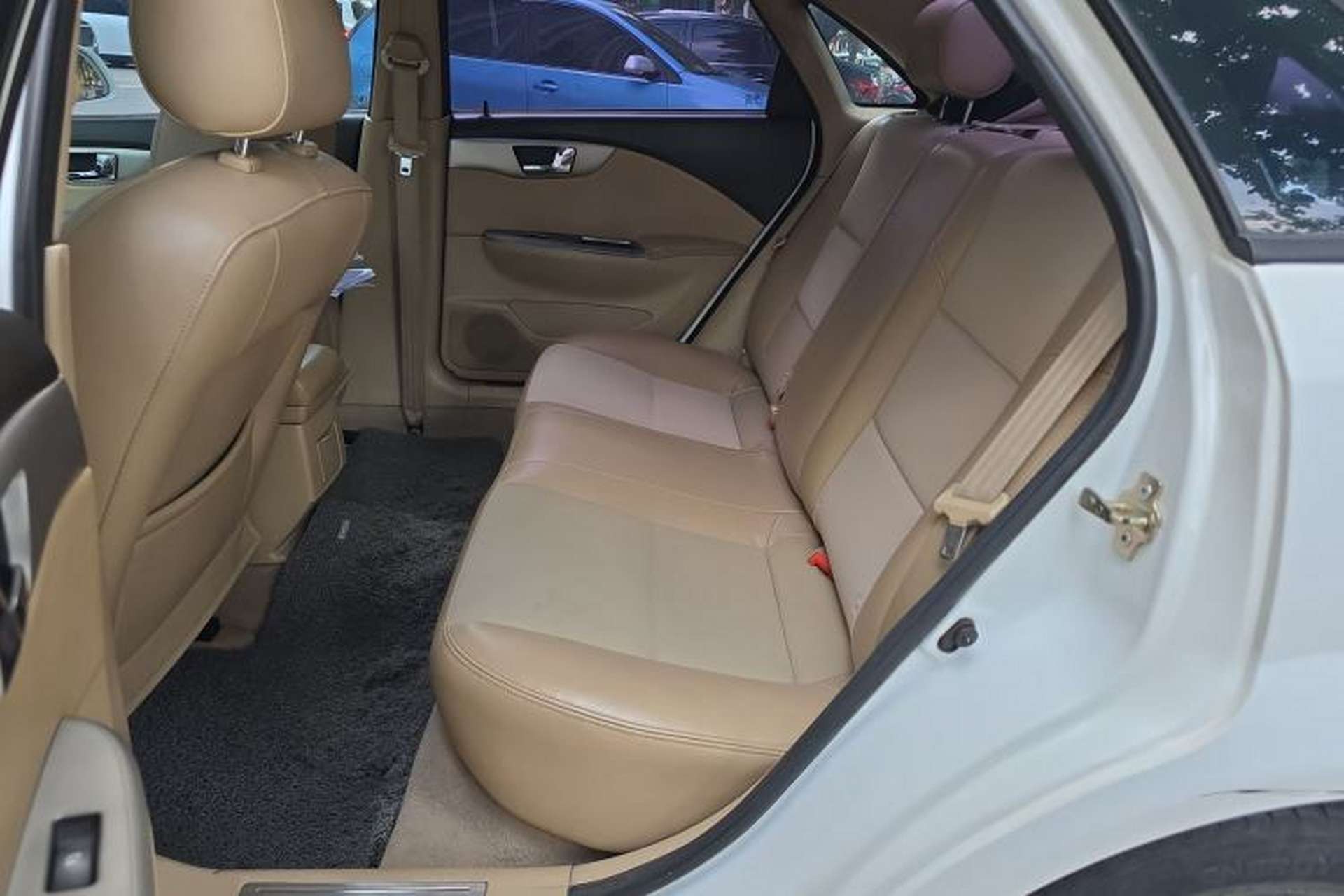 Used Buick Excelle 2013 1.5L Automatic Classic Model Left Rear Seat