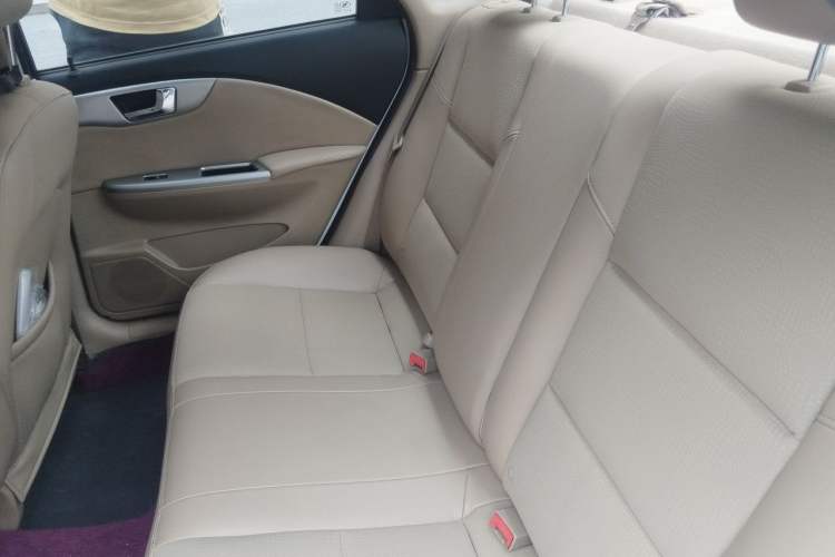 Used Buick Excelle 2013 1.5L Automatic Classic Model Left Rear Seat