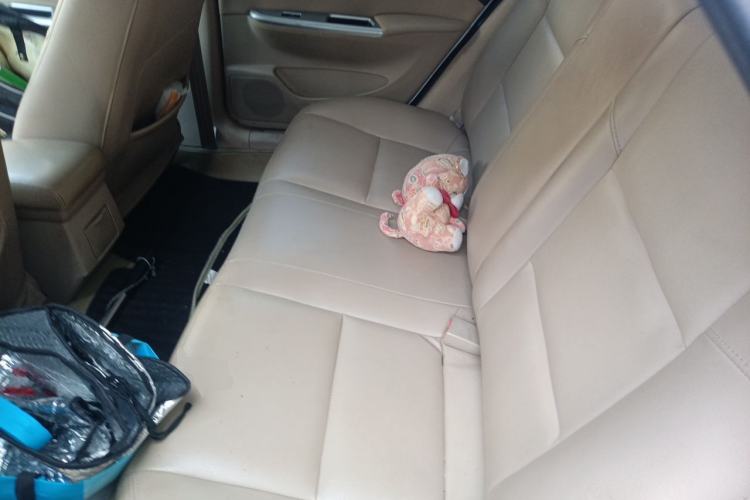Used Buick Excelle 2013 1.5L Automatic Classic Model Left Rear Seat