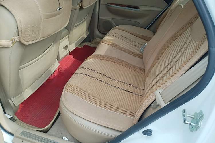 Used Buick Excelle 2013 1.5L Manual Luxury Model Left Rear Seat