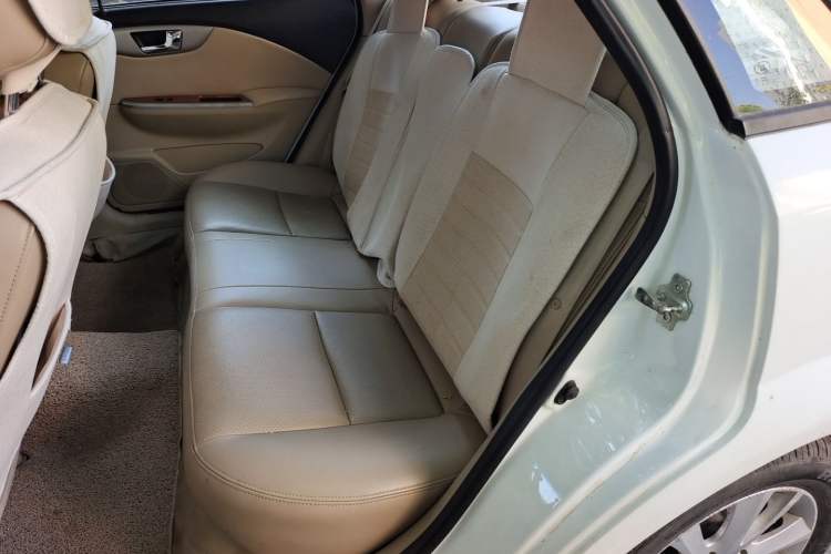 Used Buick Excelle 2013 1.5L Automatic Luxury Model Left Rear Seat