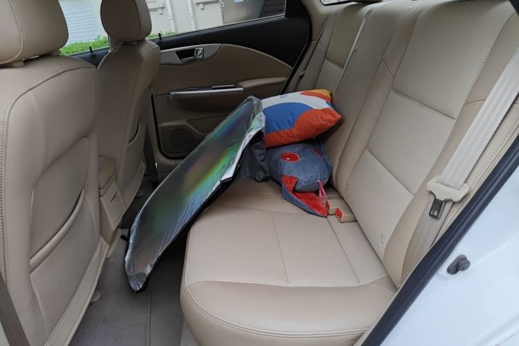 Used Buick Excelle 2013 1.5L Automatic Classic Model Left Rear Seat