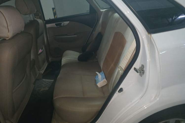 Used Buick Excelle 2013 1.5L Automatic Classic Model Left Rear Seat