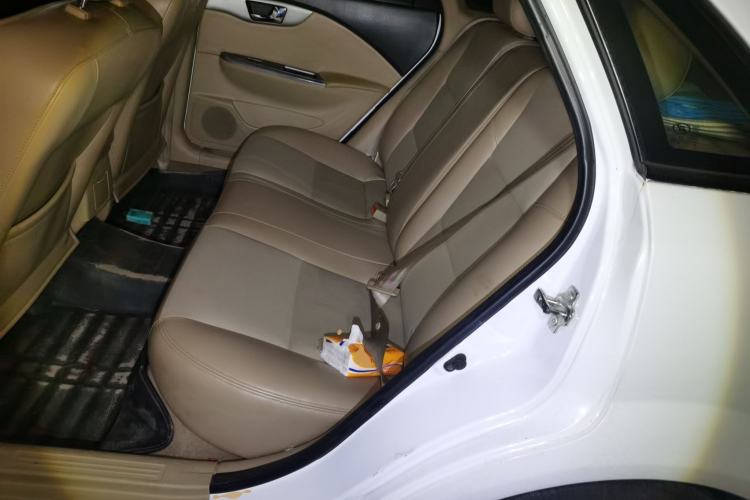 Used Buick Excelle 2013 1.5L Automatic Classic Model Left Rear Seat