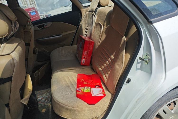 Used Buick Excelle 2013 1.5L Manual Classic Model Left Rear Seat