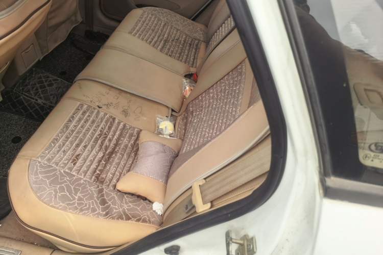 Used Buick Excelle 2013 1.5L Automatic Classic Model Left Rear Seat