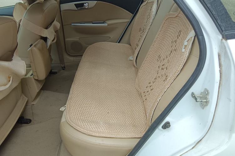 Used Buick Excelle 2013 1.5L Manual Classic Model Left Rear Seat
