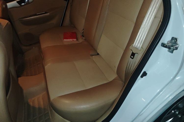 Used Buick Excelle 2013 1.5L Automatic Classic Model Left Rear Seat