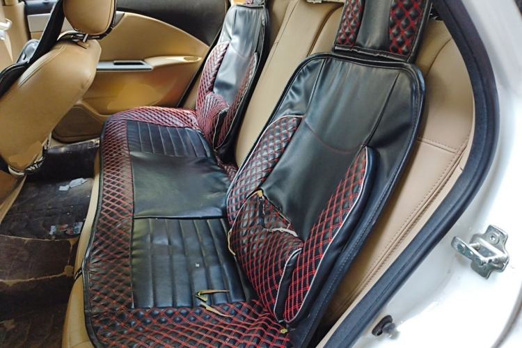 Used Buick Excelle 2013 1.5L Manual Classic Model Left Rear Seat