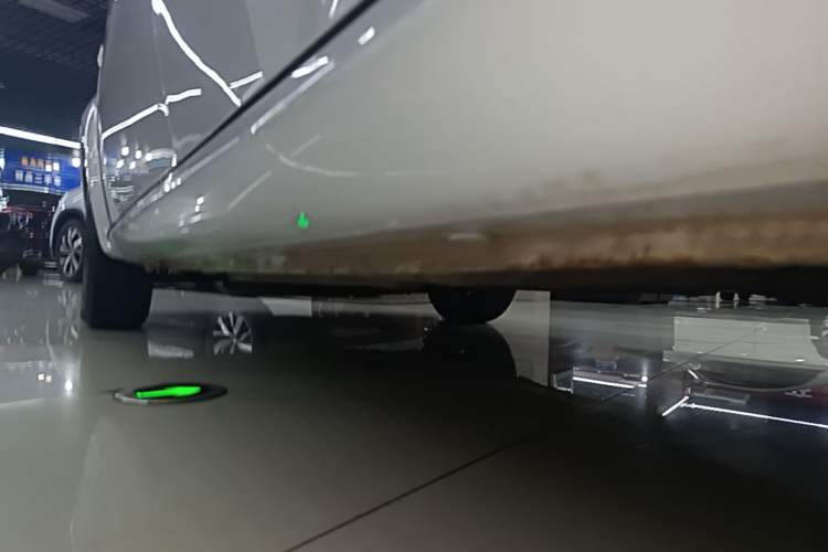 Used Buick Excelle 2013 1.5L Automatic Classic Model Left Side Sill