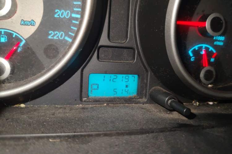Used Buick Excelle 2013 1.5L Automatic Classic Model Odometer Close Up
