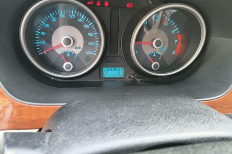 Used Buick Excelle 2013 1.5L Automatic Luxury Model Odometer Close Up