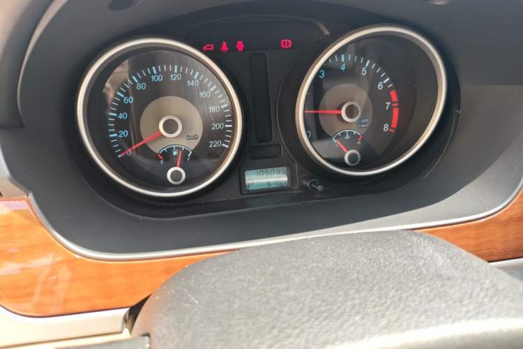 Used Buick Excelle 2013 1.5L Automatic Luxury Model Odometer Close Up