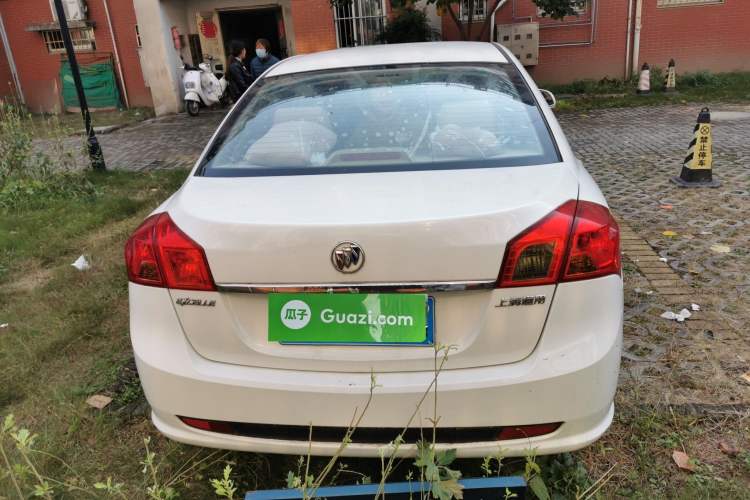 Used Buick Excelle 2013 1.5L Manual Classic Model Rear